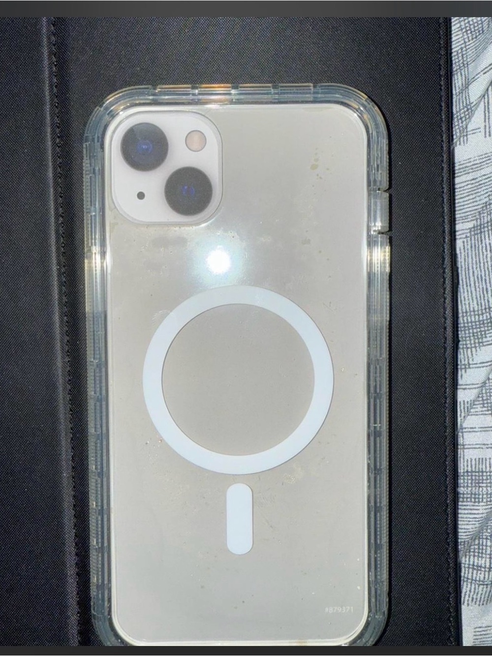 iHome Clear MagSafe-Compatible Phone Case with White MagSafe Ring